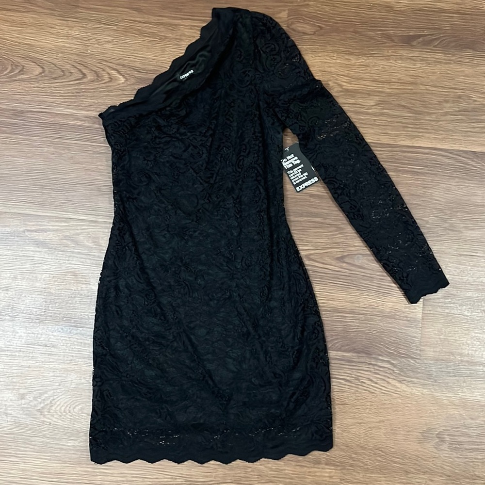 NWT Express Bodycon Black Lace Dress. Size 6